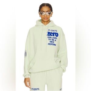 NWT The Mayfair Group Set